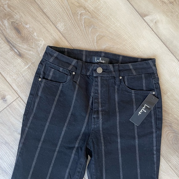 Lulus Accacia Black Striped High-Waisted Cropped Jeans. Size 25 - Picture 10 of 12